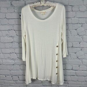 Misia 3/4 Sleeve Side Button Accent Asymmetric Hem Tunic Top, Size Medium, White